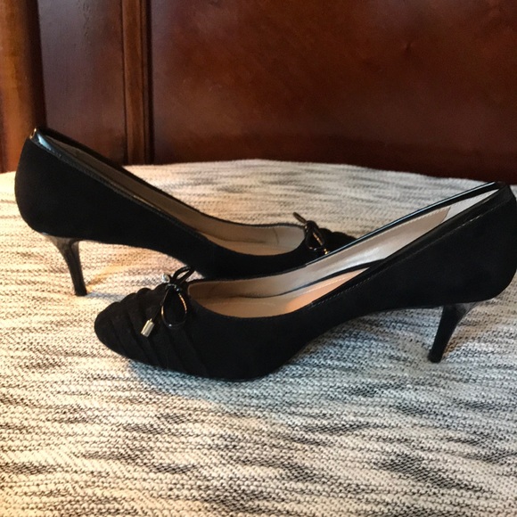 DKNYC new black suede pumps - Picture 6 of 6
